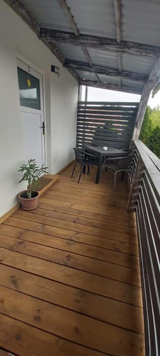 Koller Apartmanhaz Sarvar Ngoại thất bức ảnh