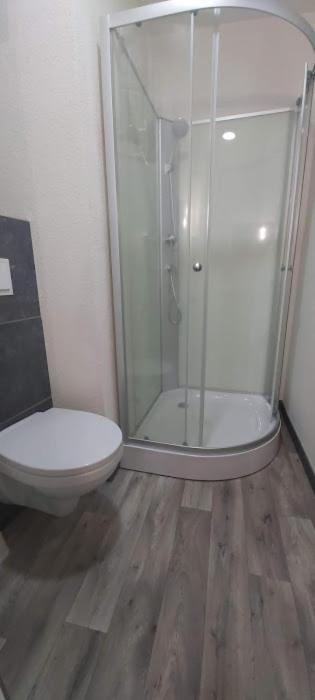 Koller Apartmanhaz Sarvar Ngoại thất bức ảnh